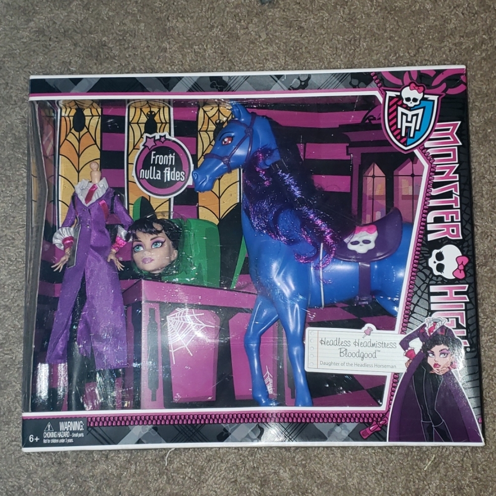 NIB Headless Headmistress Bloodgood
